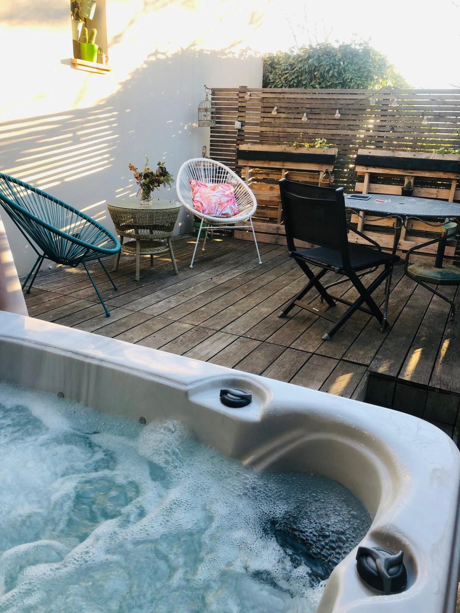 L'Oustaou B&B Piscine & Spa Besse-sur-Issole Zewnętrze zdjęcie