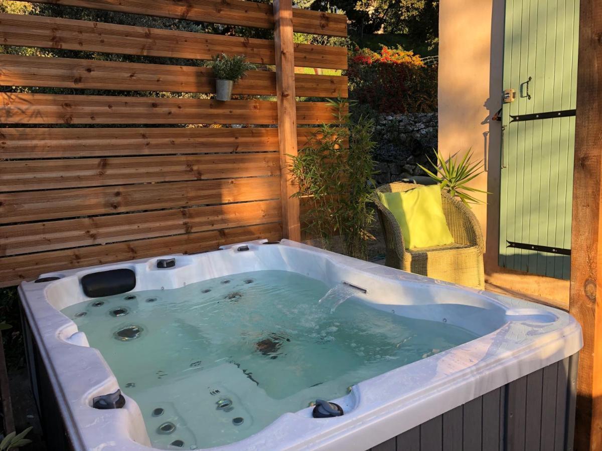 L'Oustaou B&B Piscine & Spa Besse-sur-Issole Zewnętrze zdjęcie